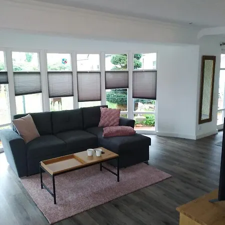 Christine Apartment *