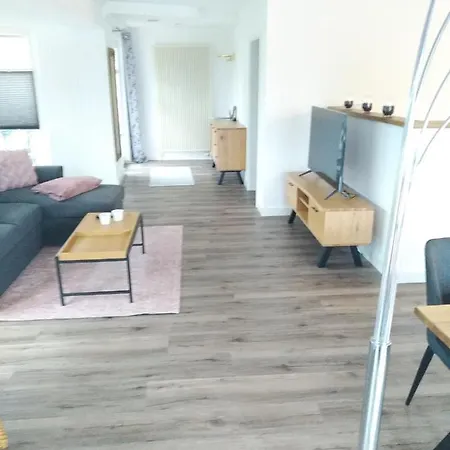 Christine Apartment *